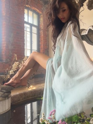 Частная массажистка Саяна 