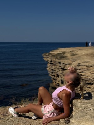 Частная массажистка Кира 