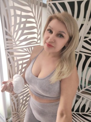 Частная массажистка Елена 