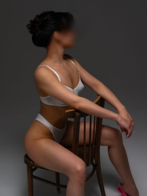 Частная массажистка Элина 